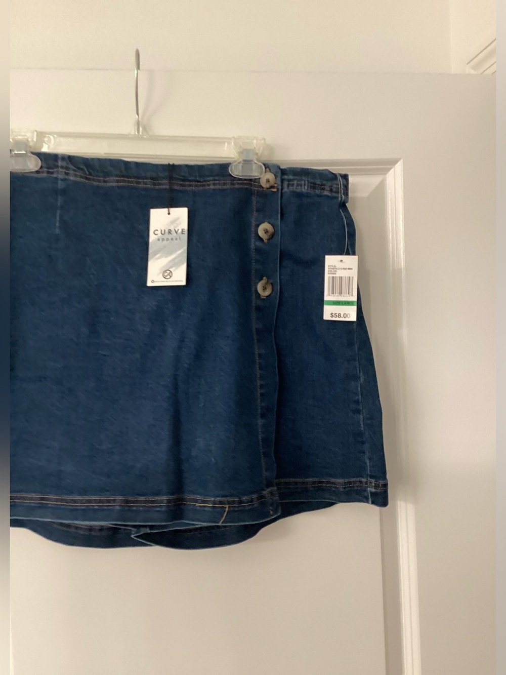 NWT!! Curve Appeal Denim Button-Front Mini Skort in Dark Blue (Large)